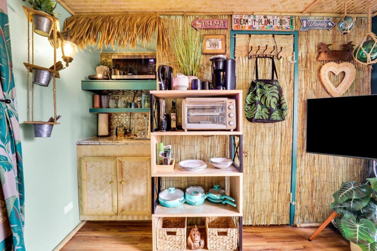 Surf & Sip Ocean View Tiki Style Apartment *