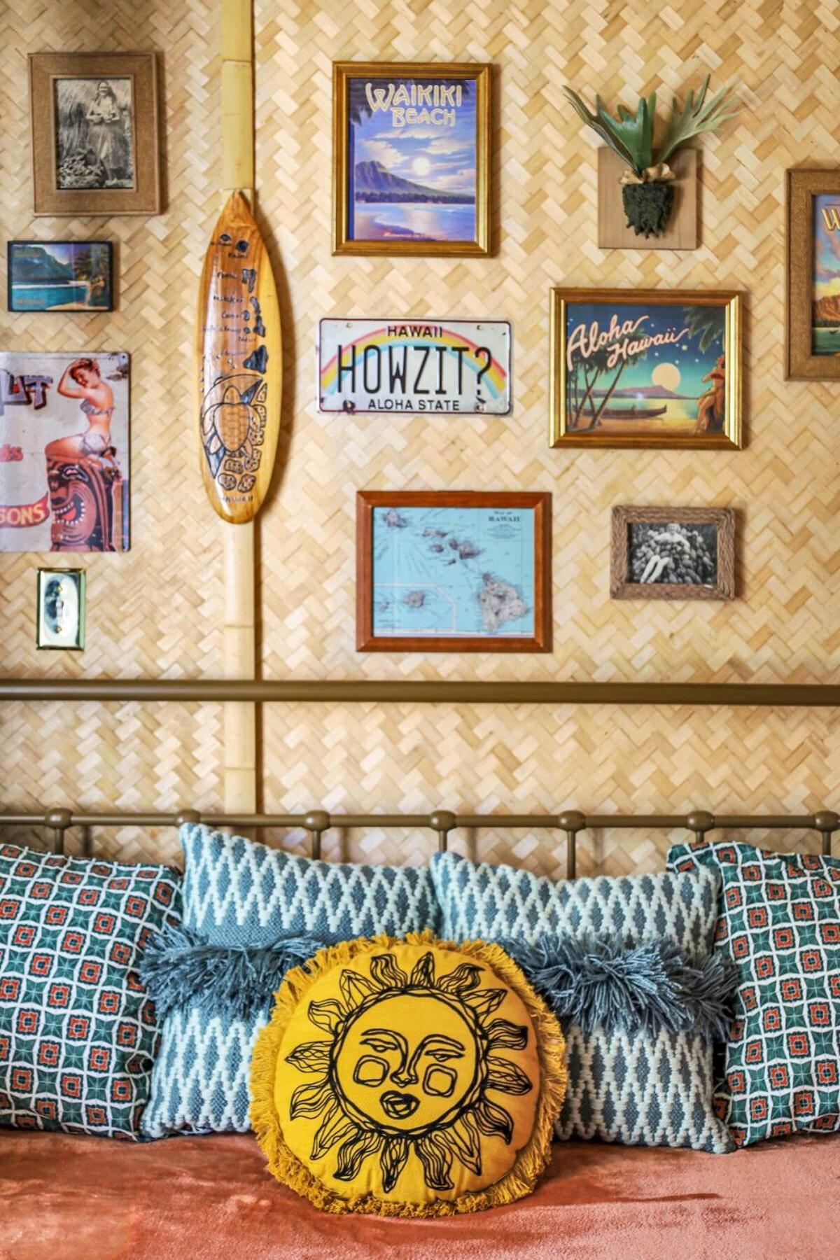 Apartment Surf & Sip Ocean View Tiki Style *